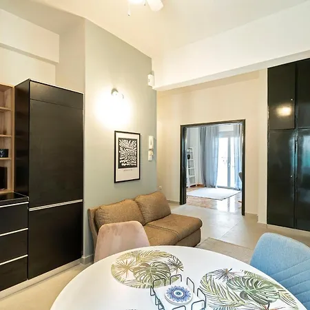 Chic Retreat 2bd 2 Bathrooms